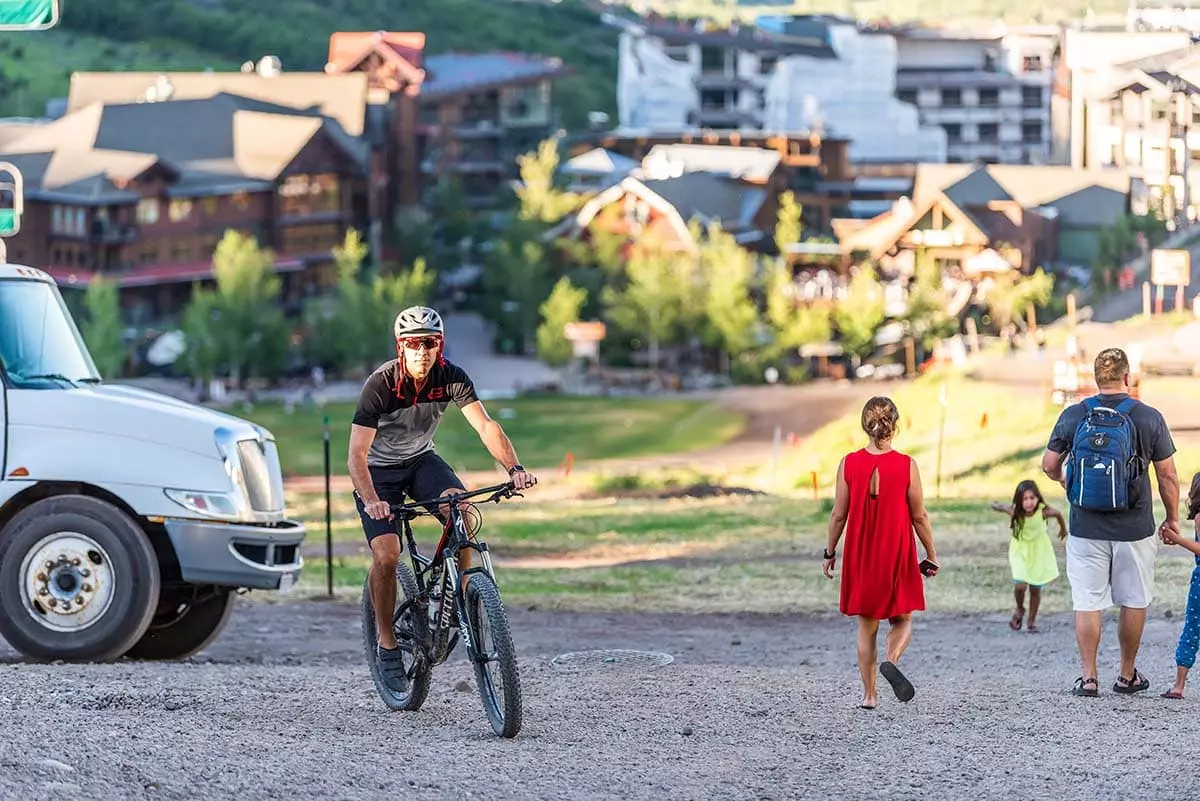 aspen in summer cycling