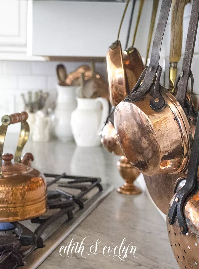 Decorating with Copper in the Kitchen | Edith & Evelyn | www.edithandevelynvintage.com