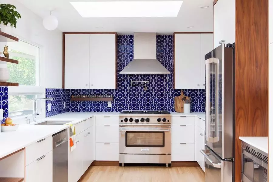 Low-Cost Blond Wood Cabinets in Mid-Century Modern Kitchen via @destinationeichler