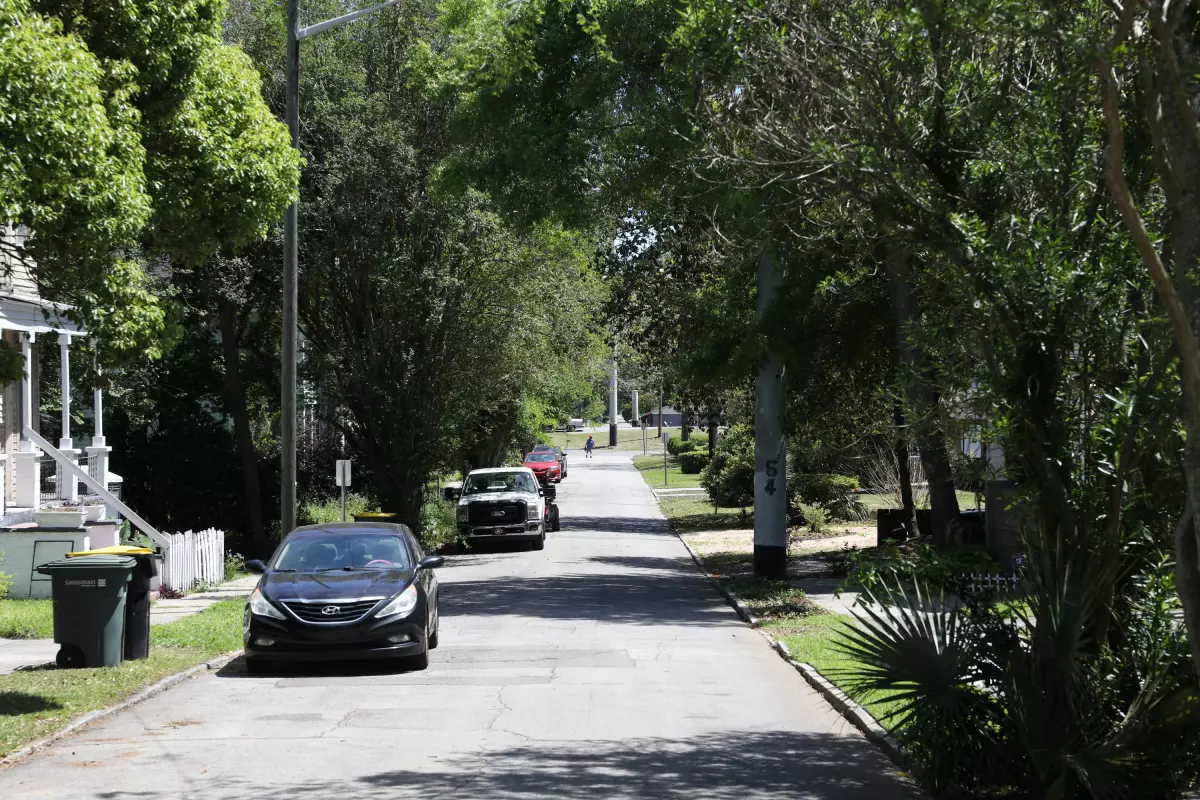 The block in Savannah, Georgia, where Texas billionaire Harlan Crow bought property from Supreme Court Justice Clarence Thomas. Today, the vacant lots Thomas sold to Crow have been replaced by two-story homes. Credit: Octavio Jones for ProPublica