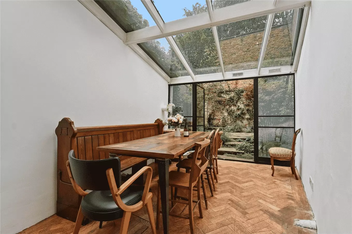 six-foot-wide home - dining area