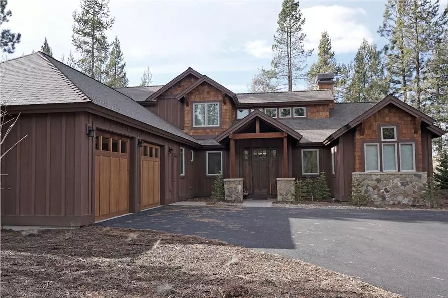 Stunning 2-story, 4-bedroom European style home