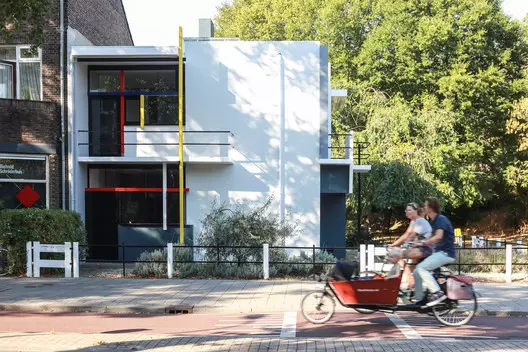 AD Classics: Rietveld Schroder House