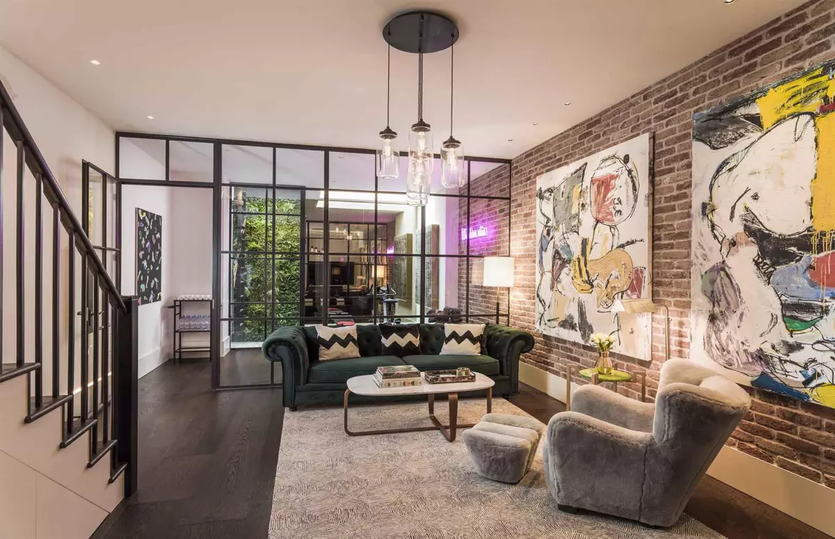 Investment duo Hugo and Elnaz transformed a dilapidated wreck into a £4.5 million ($5.6m) townhouse.