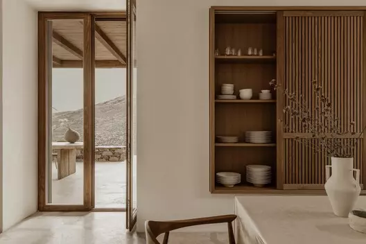 Sustainable Elegance: The Use of Bamboo in Interior Design - Image 9 of 13