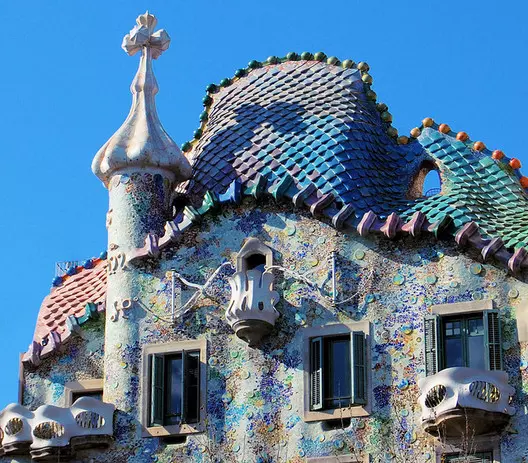 AD Classics: Casa Batlló