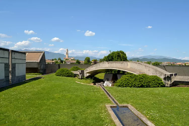 Architecture That Hides Stories: A Look at the Brion Tomb by Carlo Scarpa - Image 5 of 30