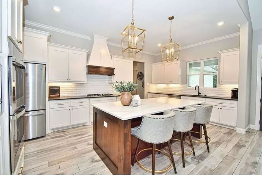 Sherwin Williams Toque White Kitchen