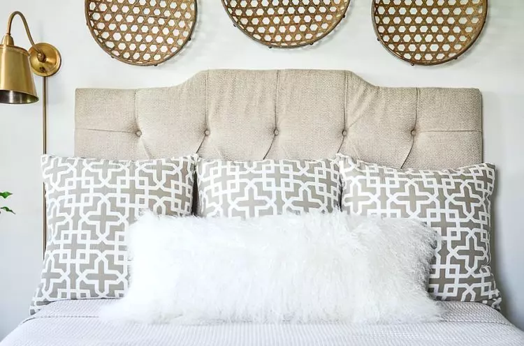 Serene and Balance Pillow Decorations