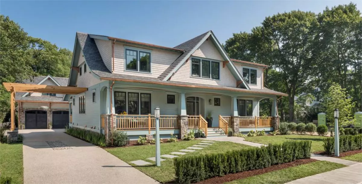 Petersfield Craftsman bungalow