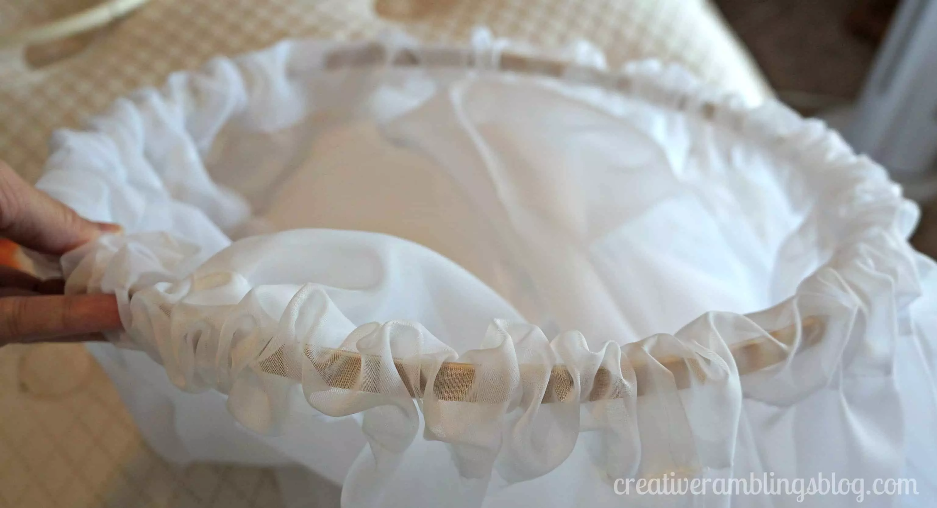 Easy DIY princess canopy