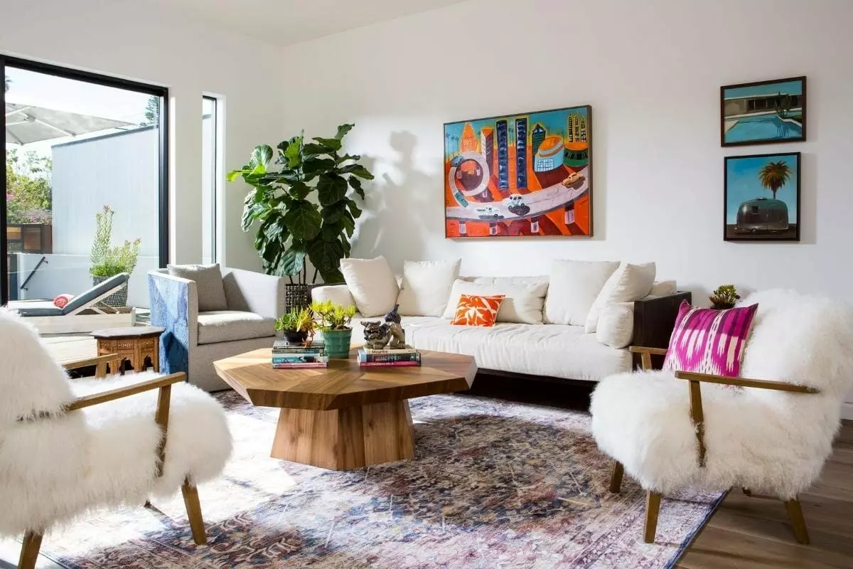 Eclectic family-friendly decorating by Decorilla designer, Lori D.