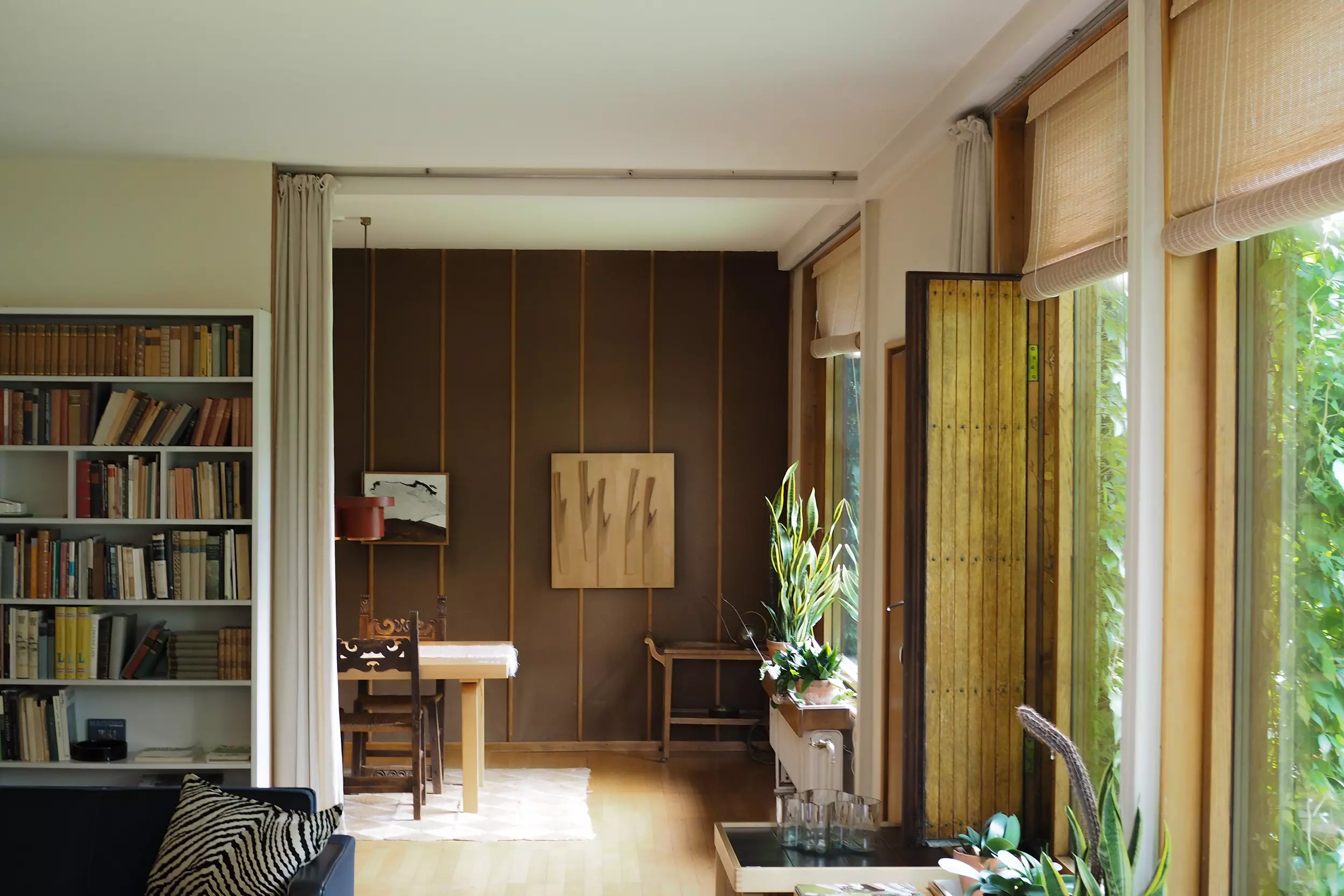 Woven seagrass panels in Aalto's home