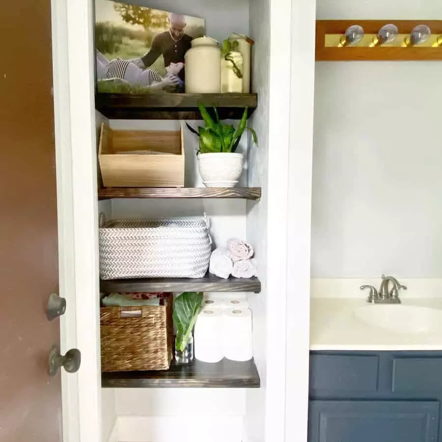 DIY Bathroom Closet Ideas curtishousetohome