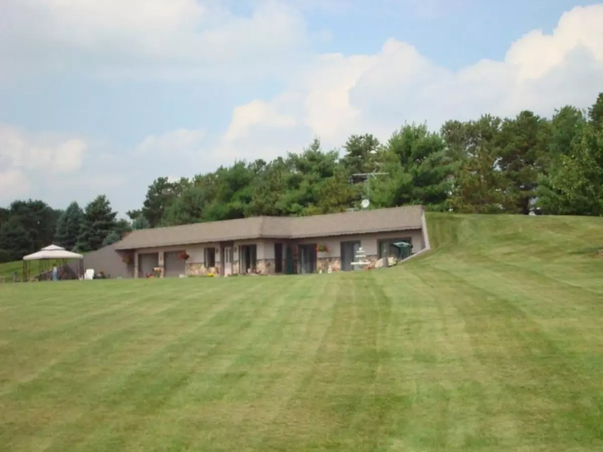 Building a Berm Home