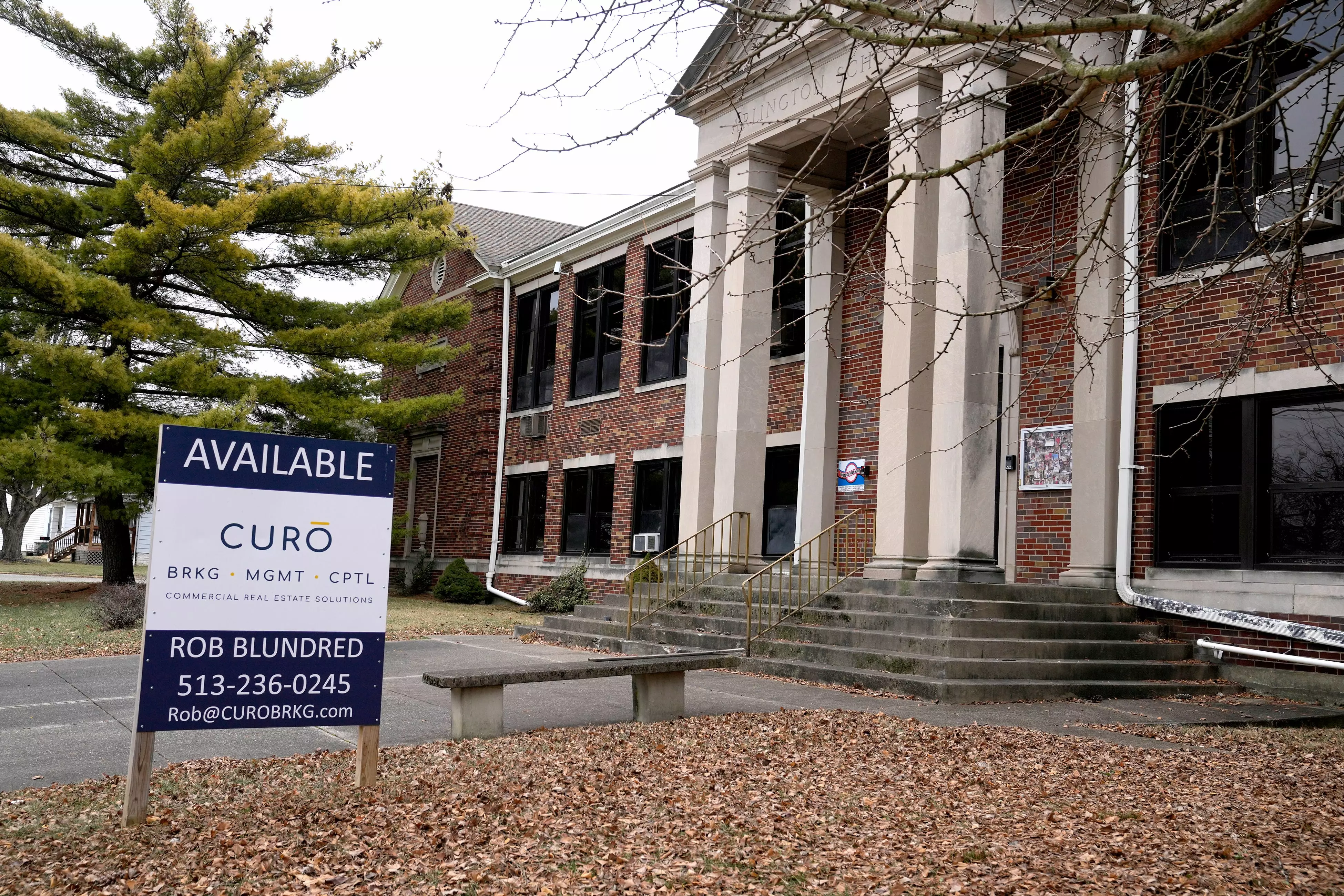 The vacant Arlington School on Carthage Avenue in Arlington Heights