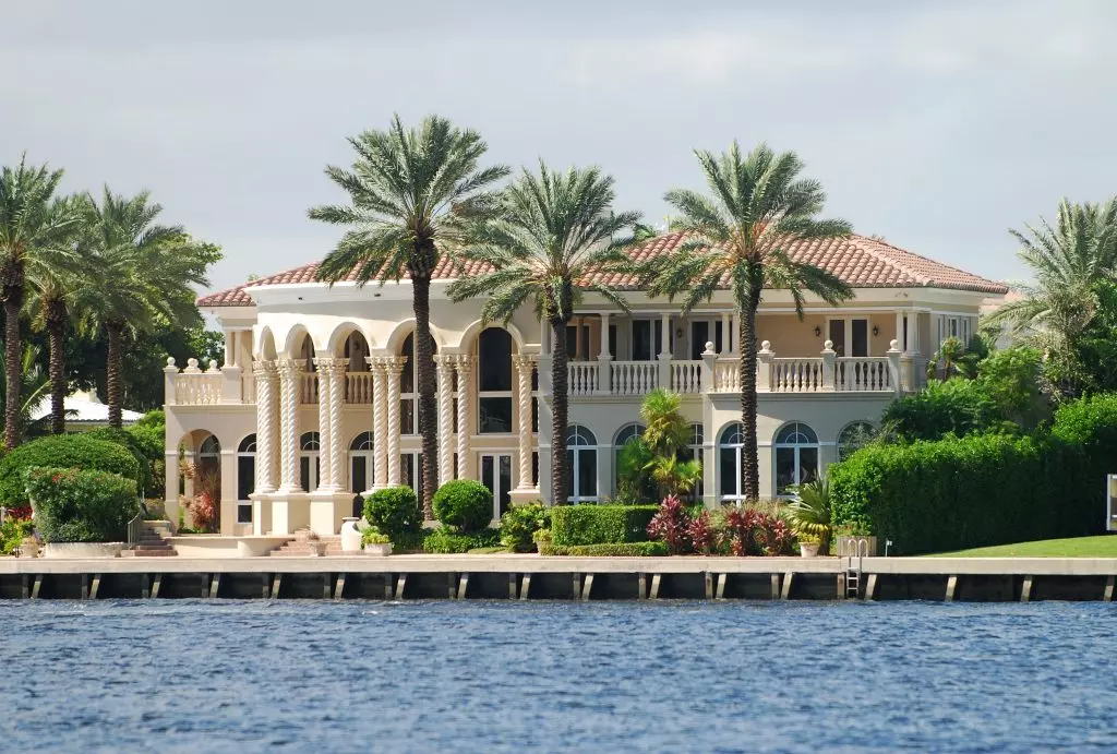 A magnificent mansion on the water