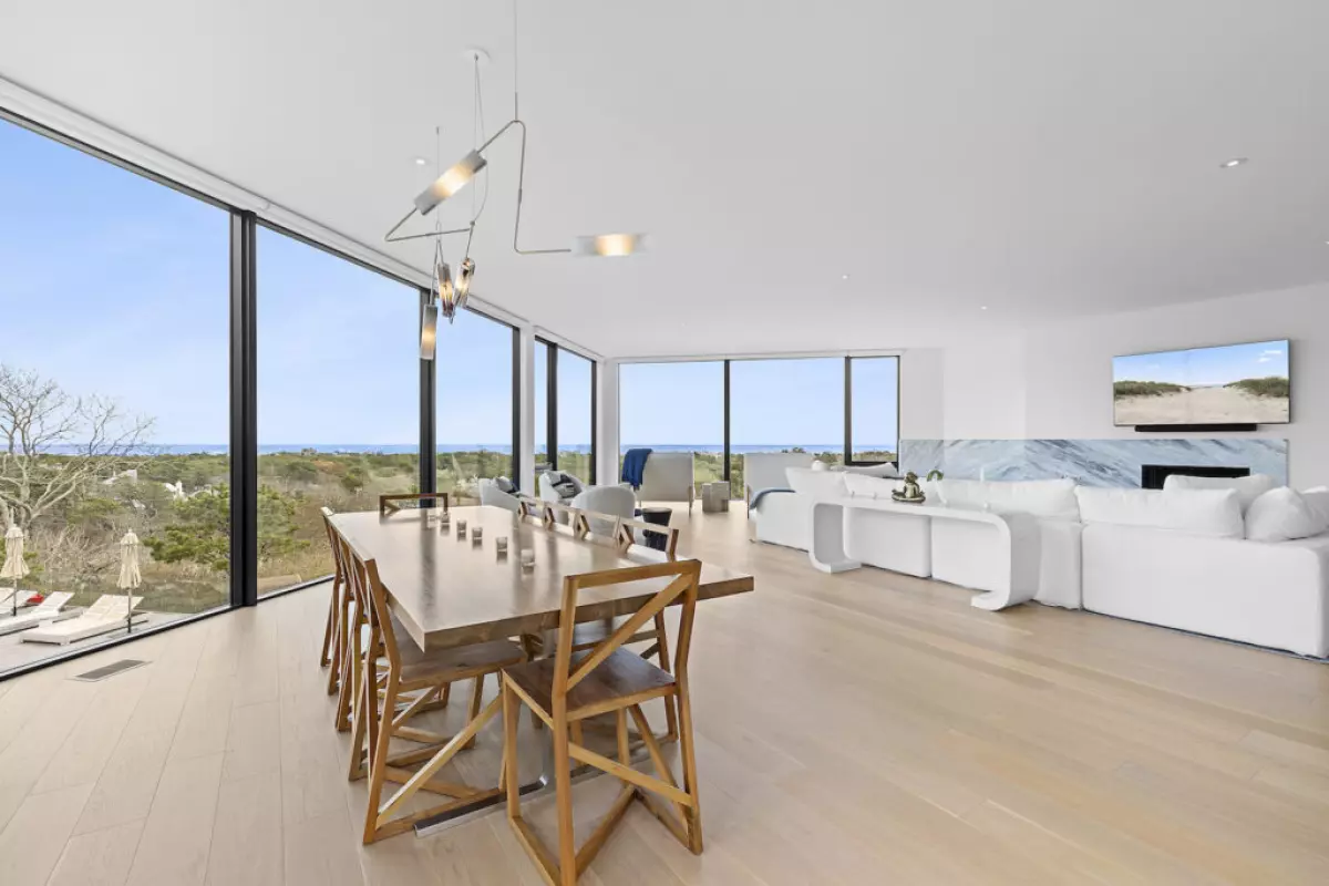 AMAGANSETT’S ALLURE