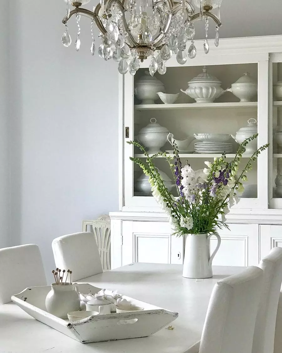 Slipcover Side Chairs in French Country Dining Room via @designthusiasm