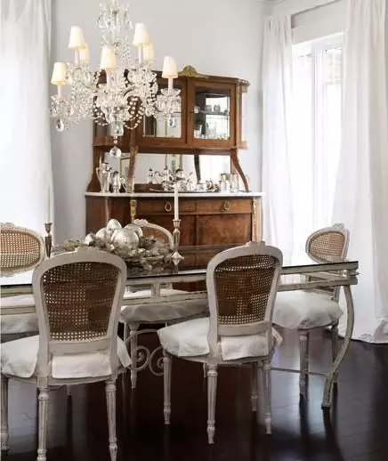 Caneback Dining Chairs in French Country Dining Room via @frenchcountrycottage