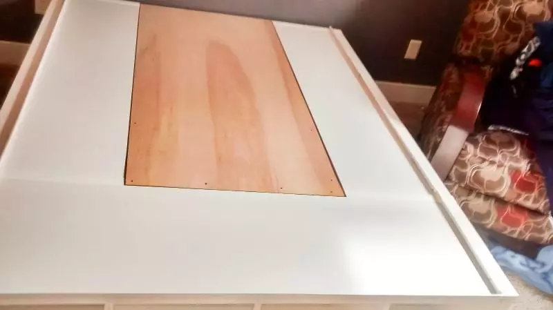 Ikea Platform Bed DIY Kallax Hack 01 (6)