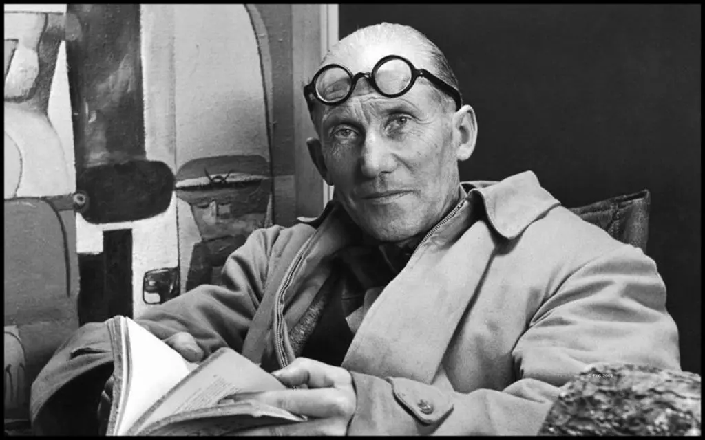 Le Corbusier.