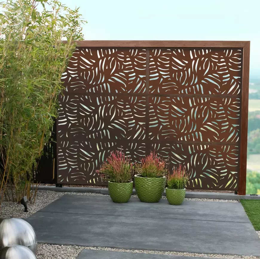 Edge Your Space with Composite Fencing for a Unique Touch