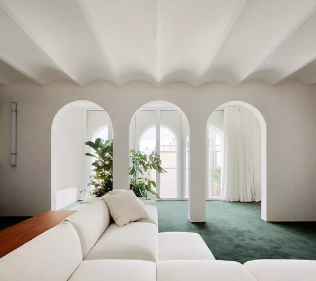 Arches in Interior Design: 26 Projects that Reimagine the Classical Shape - Image 1 of 30