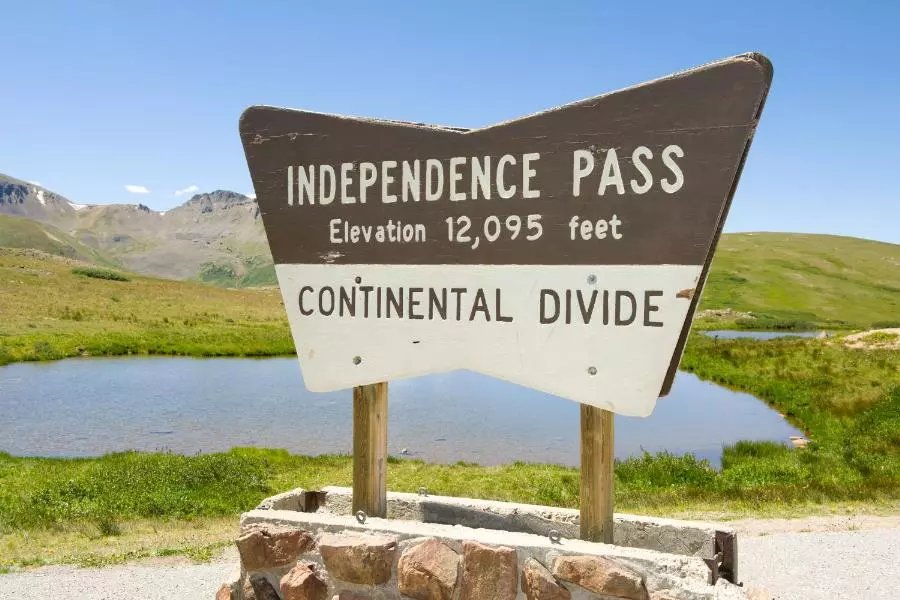 Independence Pass in Aspen during summer