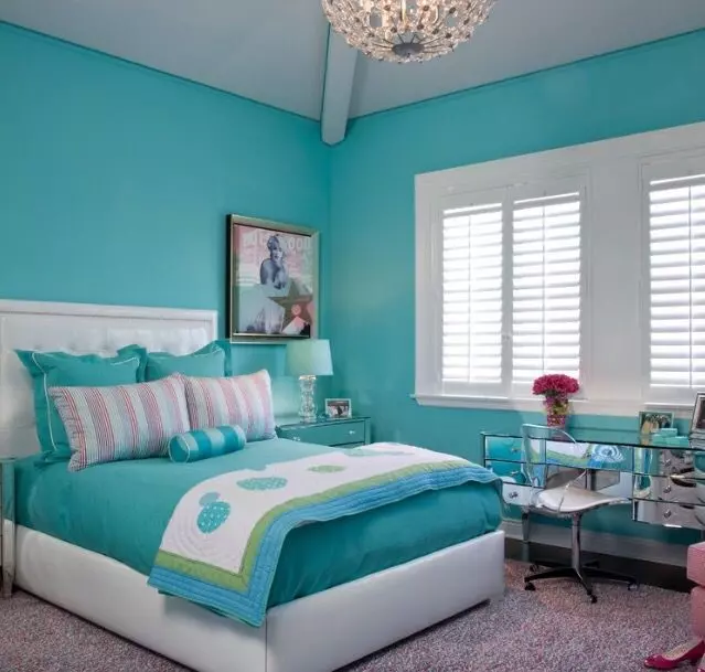 Turquoise blue themed room