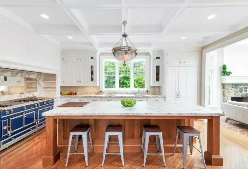 Modern chefs kitchen with two sinks