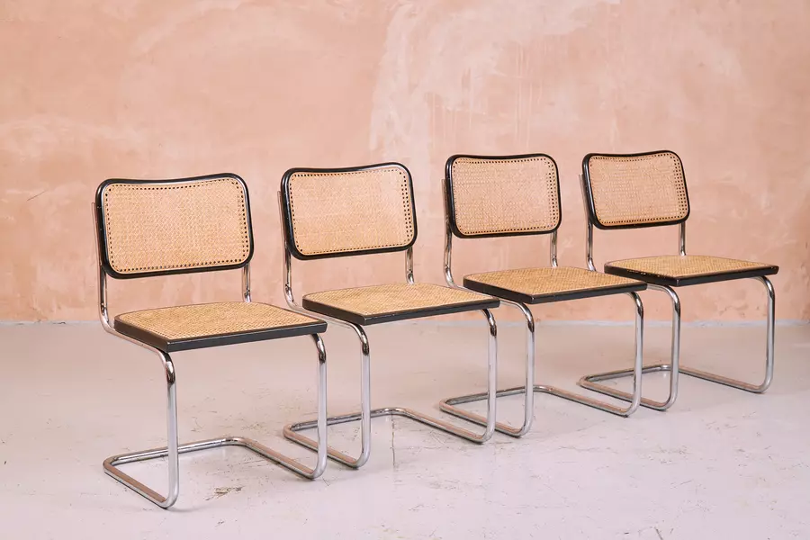 Iconic Mid-Century Modern Chair Designs