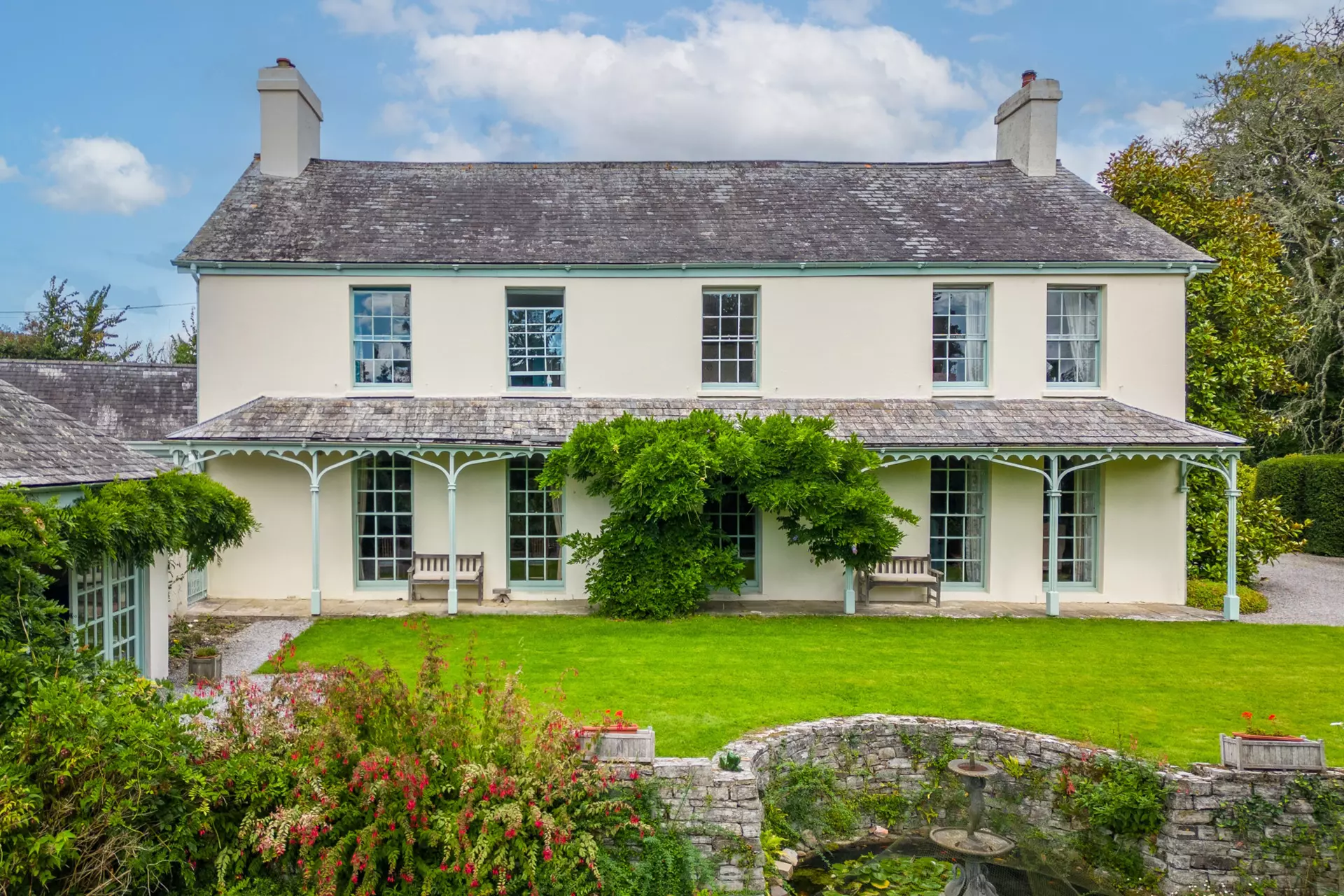 The Best Country Homes on the Market Right Now