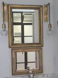 Mirrors Placement