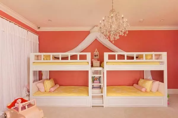 #3 THIS BUNK BEDROOM STRIKES ME AS A BOY