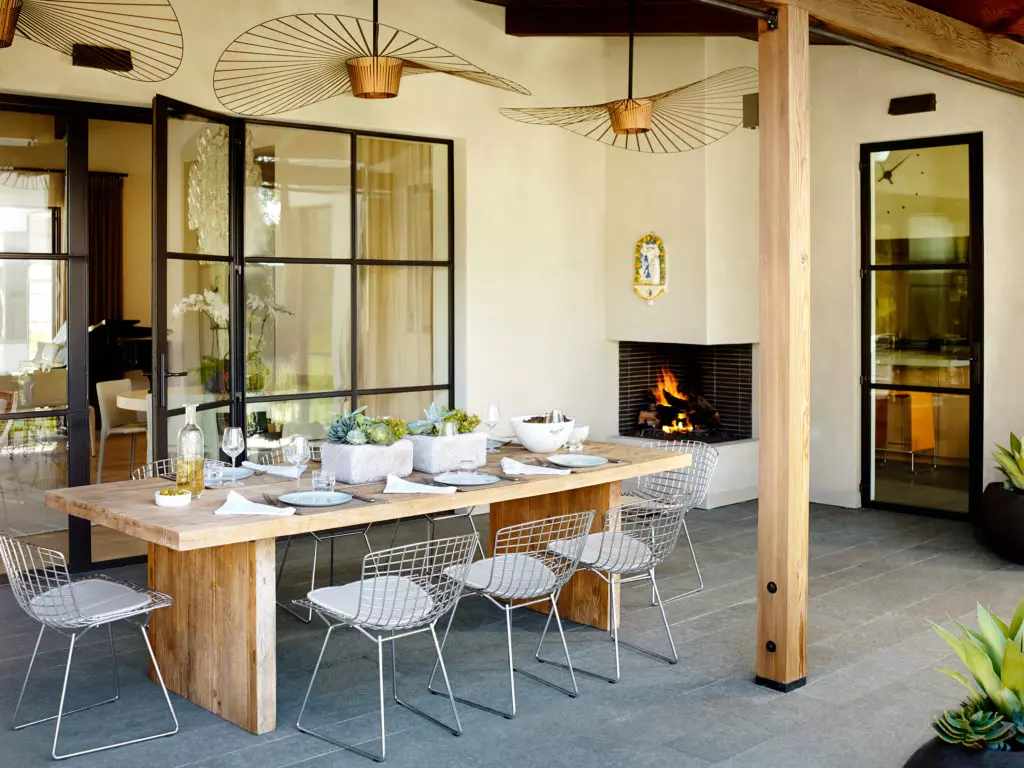 Portola Valley no-mow garden tour - outdoor dining table