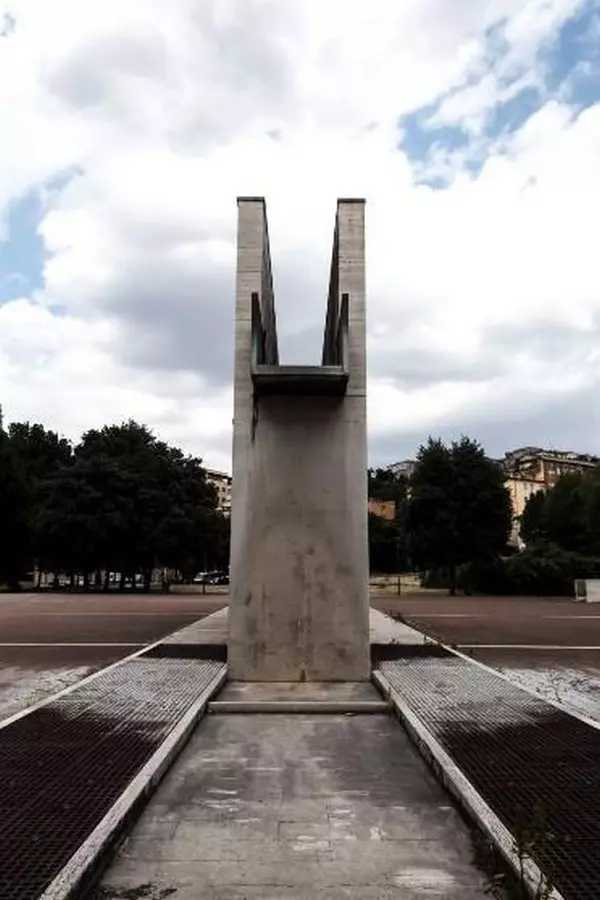 Aldo Rossi - Piazza Nuova di Fontivegge