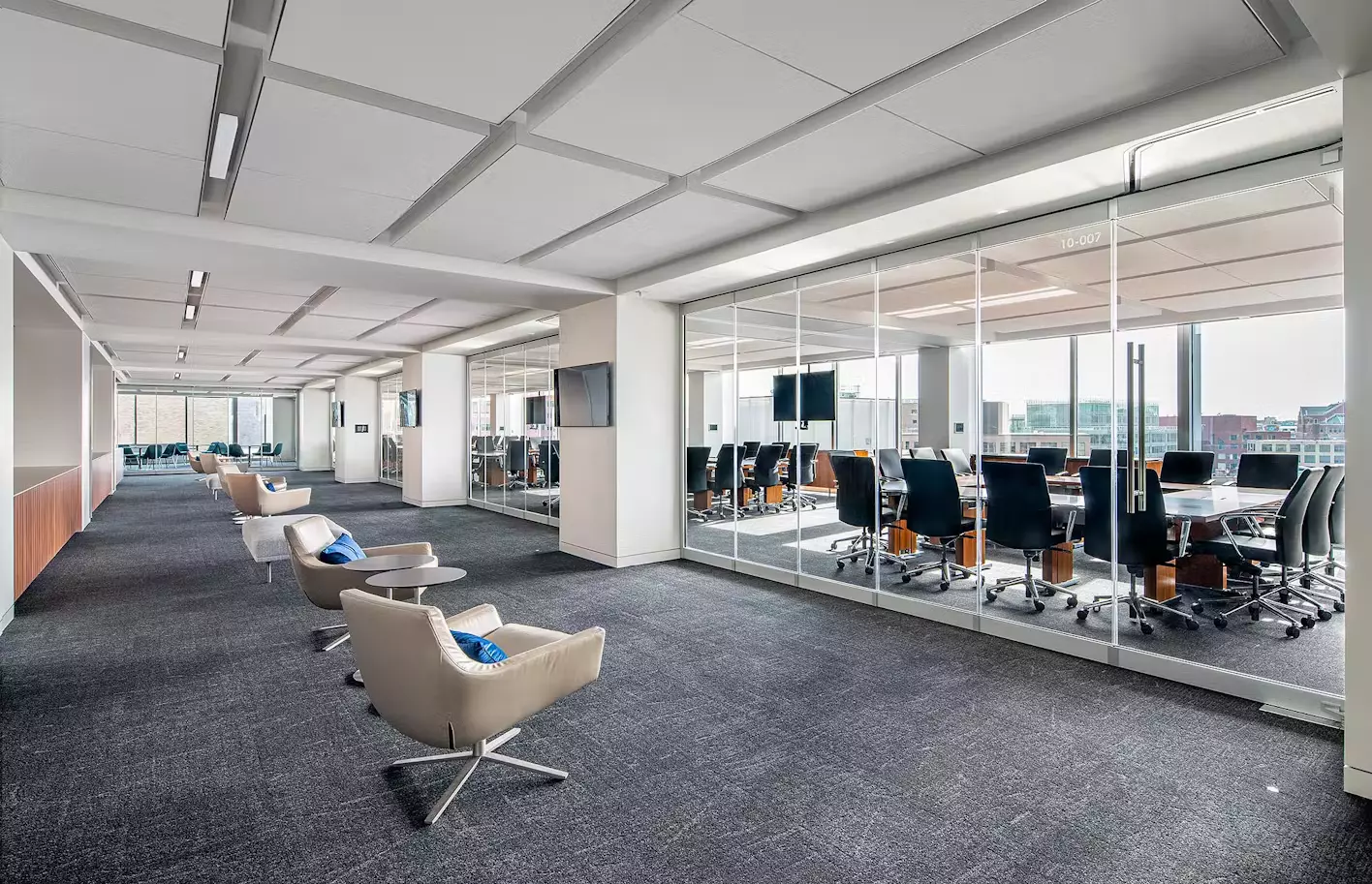 Mastering Office Design with Frameless Glass Walls