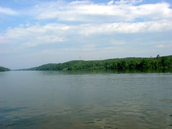 Harbor Ridge on Lake Rhodhiss, NC