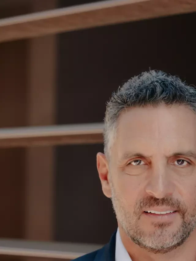   How Mauricio Umansky Built a $57 Billion Real Estate Empire