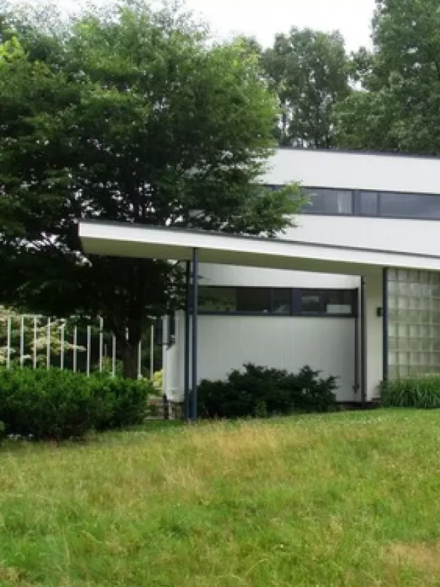   The Iconic Gropius House: A Fusion of Tradition and Modernity